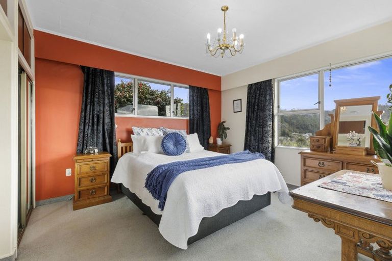 Photo of property in 26 Dalton Grove, Stokes Valley, Lower Hutt, 5019
