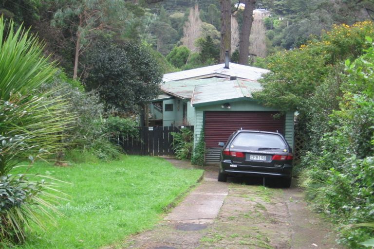 Photo of property in 142 Victory Road, Laingholm, Auckland, 0604