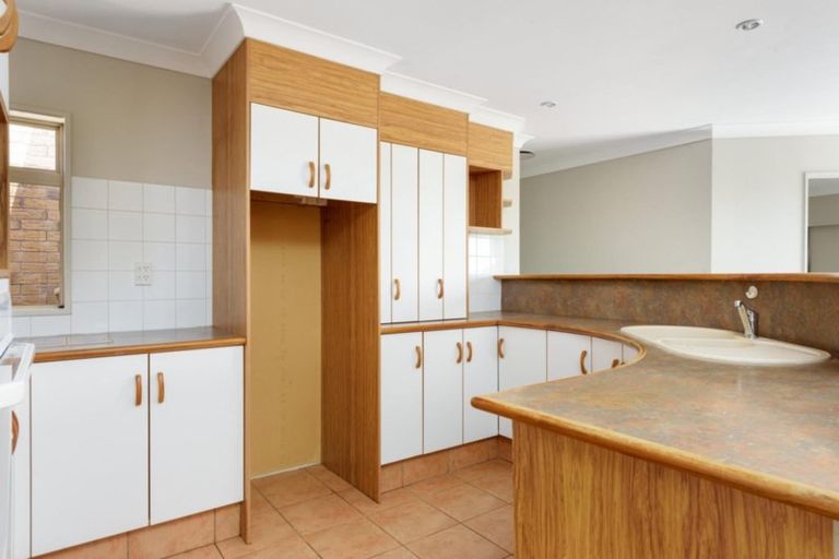 Photo of property in 7 Downing Place, Welcome Bay, Tauranga, 3112