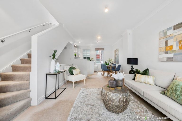 Photo of property in 3 Murphy Street, Thorndon, Wellington, 6011