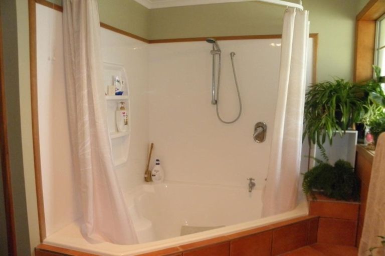 Photo of property in 161 Harvey Street, Grasmere, Invercargill, 9810