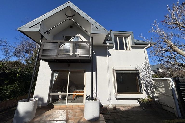 Photo of property in 9/38 Eversleigh Street, St Albans, Christchurch, 8014