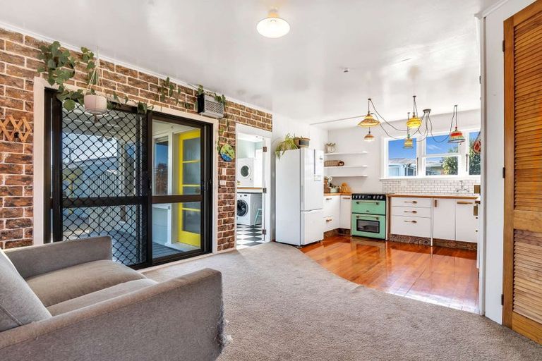 Photo of property in 15 Rimu Street, Edgecumbe, 3120