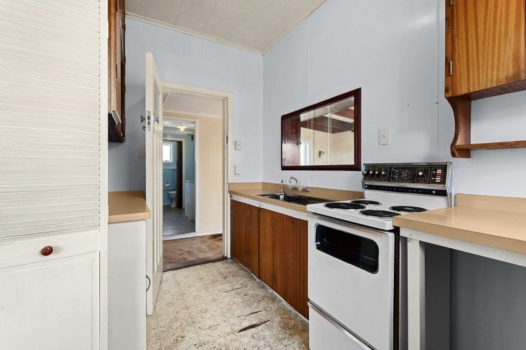 Photo of property in 6 Henui Street, Strandon, New Plymouth, 4312