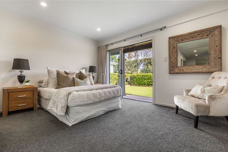 Photo of property in 27 Hemi Street, Narrow Neck, Auckland, 0622