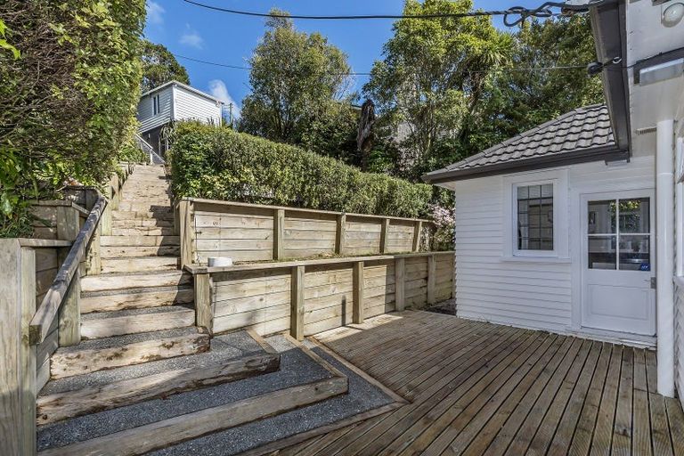 Photo of property in 36 Homewood Avenue, Karori, Wellington, 6012