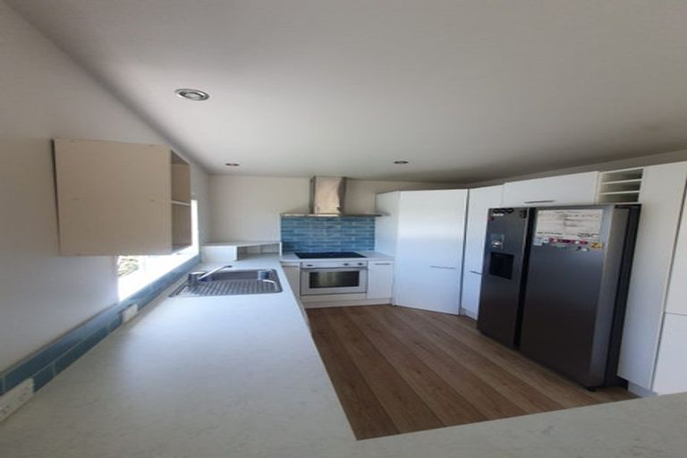 Photo of property in 19 Alamein Avenue, Belmont, Auckland, 0622