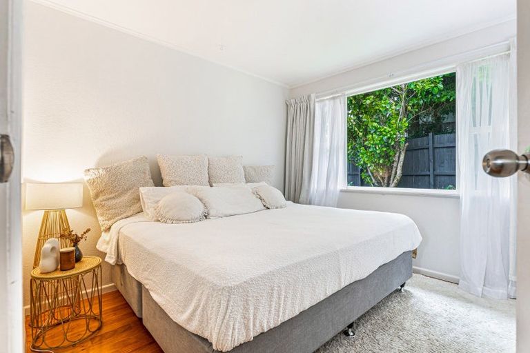 Photo of property in 25 Roseneath Place, Birkdale, Auckland, 0626