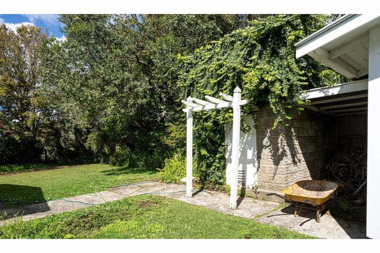 Photo of property in 14 Mission Road, Kerikeri, 0230