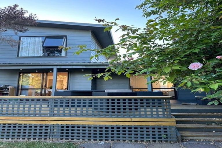 Photo of property in 14 Rewa Place, Lansdowne, Masterton, 5810