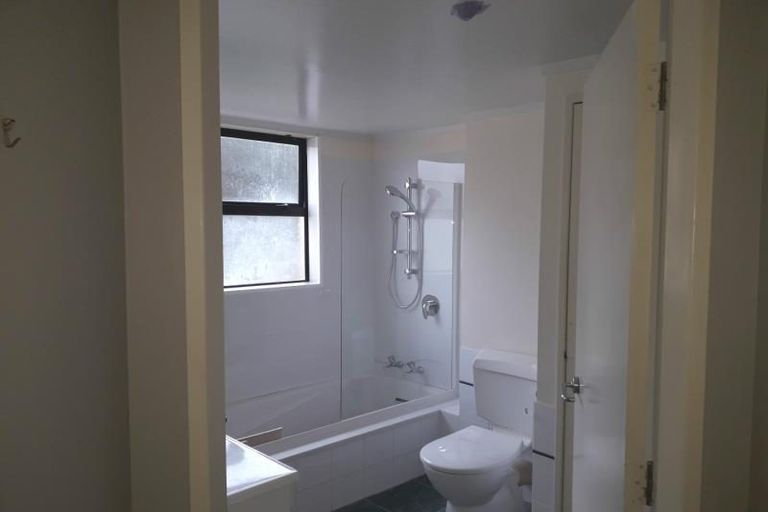 Photo of property in 566j Adelaide Road, Berhampore, Wellington, 6023