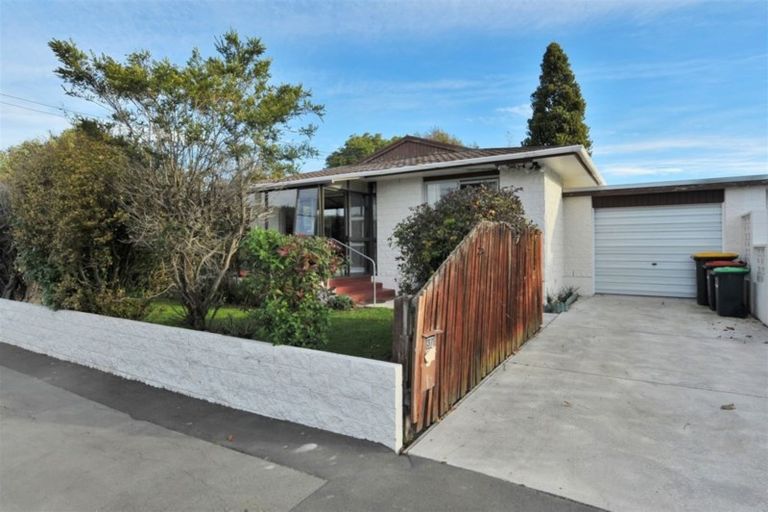 Photo of property in 37 Palmside Street, Somerfield, Christchurch, 8024