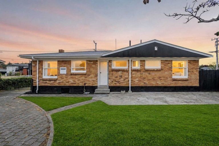 Photo of property in 73 Lewis Street, Glenview, Hamilton, 3206