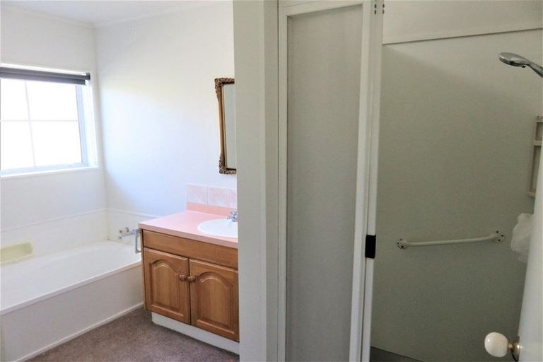 Photo of property in 5/26 Te Aute Road, Havelock North, 4130