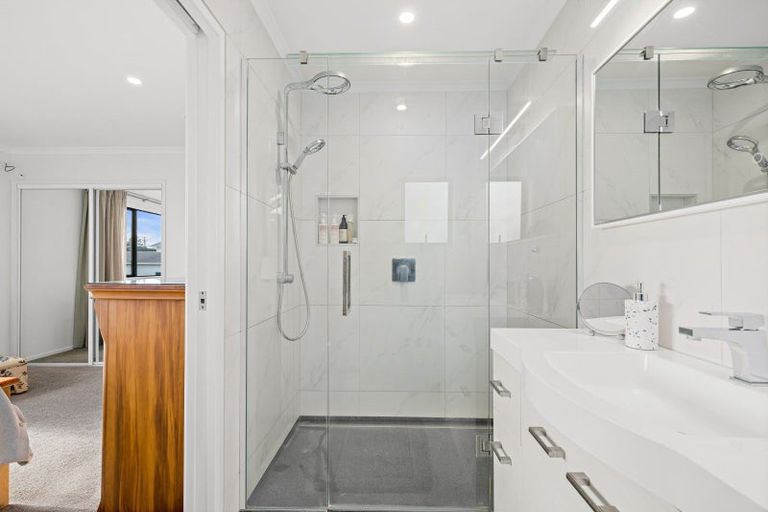 Photo of property in 21 Washington Avenue, Snells Beach, 0920