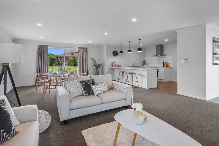 Photo of property in 2 Maru Lane, Te Kamo, Whangarei, 0112