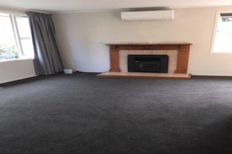 Photo of property in 8a Wharepaina Crescent, Springfield, Rotorua, 3015