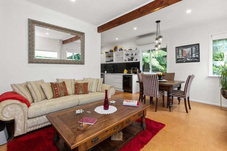 Photo of property in 8 Ormond Road, Hospital Hill, Napier, 4110