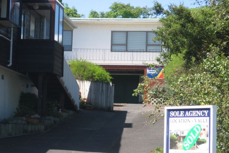 Photo of property in 2/31 Elliott Avenue, Bayview, Auckland, 0629