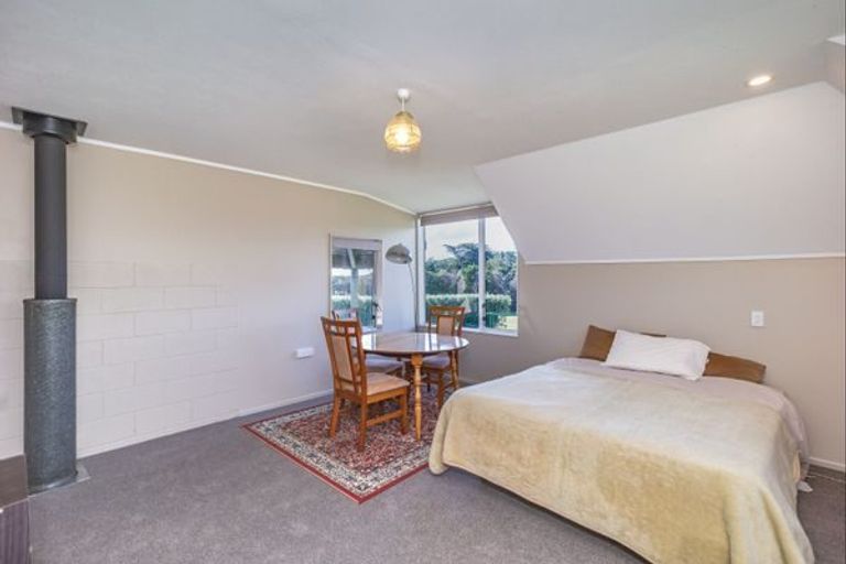 Photo of property in 146 Lindsay Road, Levin, 5510