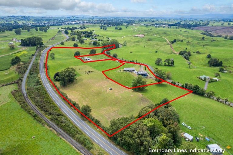 Photo of property in 2 Pine Road, Ngunguru, Whangarei, 0173