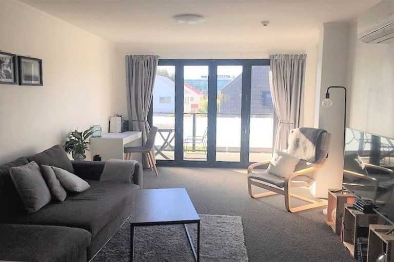 Photo of property in 33 Miro Street, Mount Maunganui, 3116