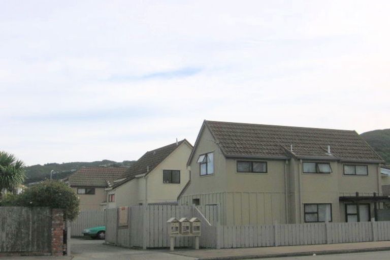 Photo of property in 1a West Grove, Alicetown, Lower Hutt, 5010