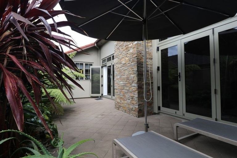 Photo of property in 1 Tarn Close, Pyes Pa, Tauranga, 3112