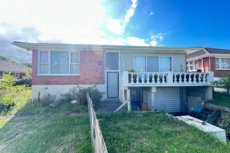 Photo of property in 1/204 Edmonton Road, Te Atatu South, Auckland, 0610