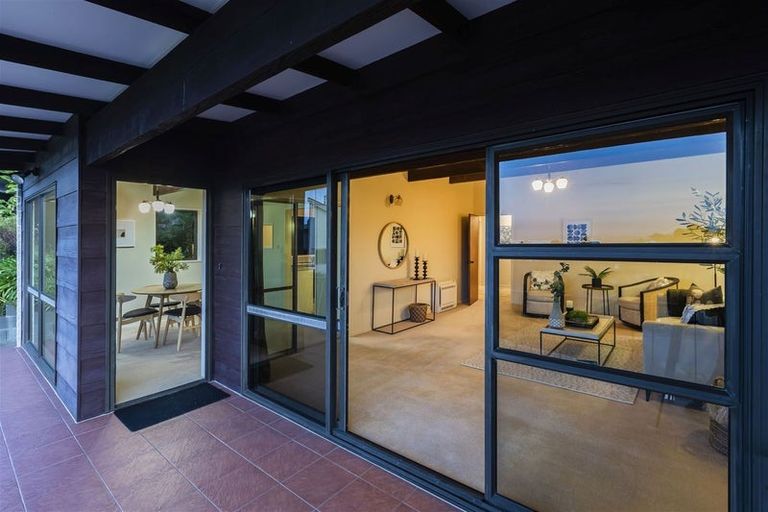 Photo of property in 7a Toledo Place, Mount Pleasant, Christchurch, 8081