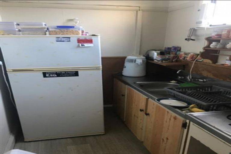 Photo of property in 127 Saint Aubyn Street, New Plymouth, 4310