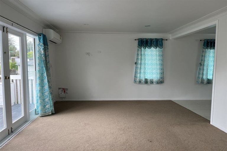 Photo of property in 54 Glen Road, Ranui, Auckland, 0612