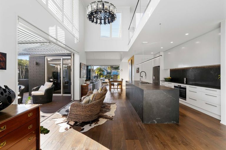 Photo of property in 140 Waterways Parade, Pauanui, Hikuai, 3579