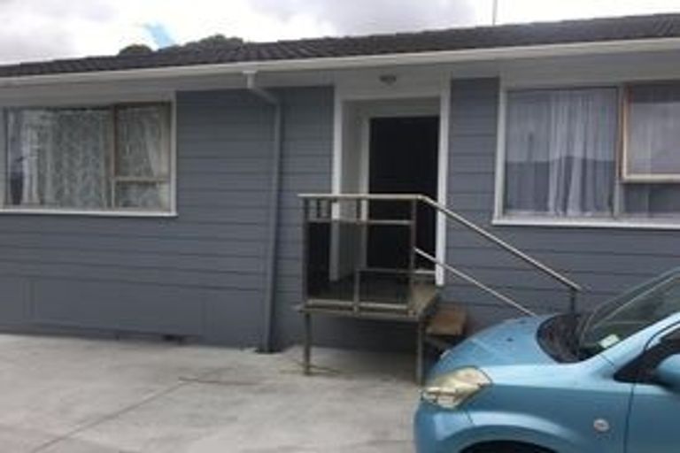 Photo of property in 1/5 Ferndown Avenue, Papatoetoe, Auckland, 2025