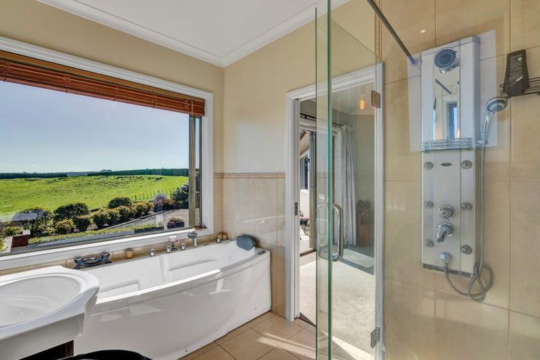 Photo of property in 355 Ngawhini Road, Hawera, 4674