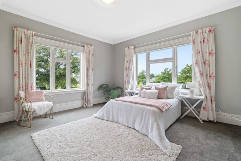 Photo of property in 27 Cairnbrae Drive, Prebbleton, 7604