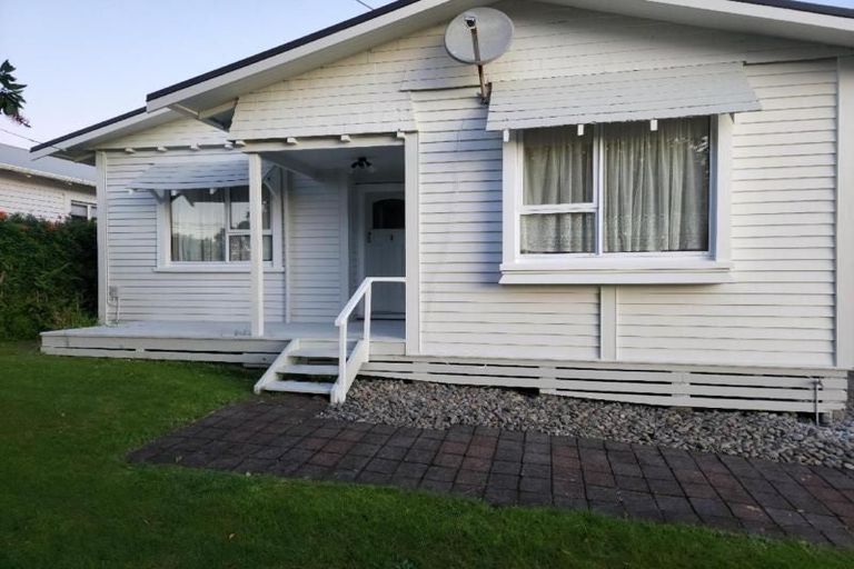 Photo of property in 22 Princes Street, Fitzroy, New Plymouth, 4312