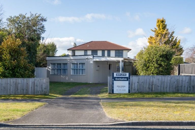 Photo of property in 1/17 Rainbow Drive, Rainbow Point, Taupo, 3330