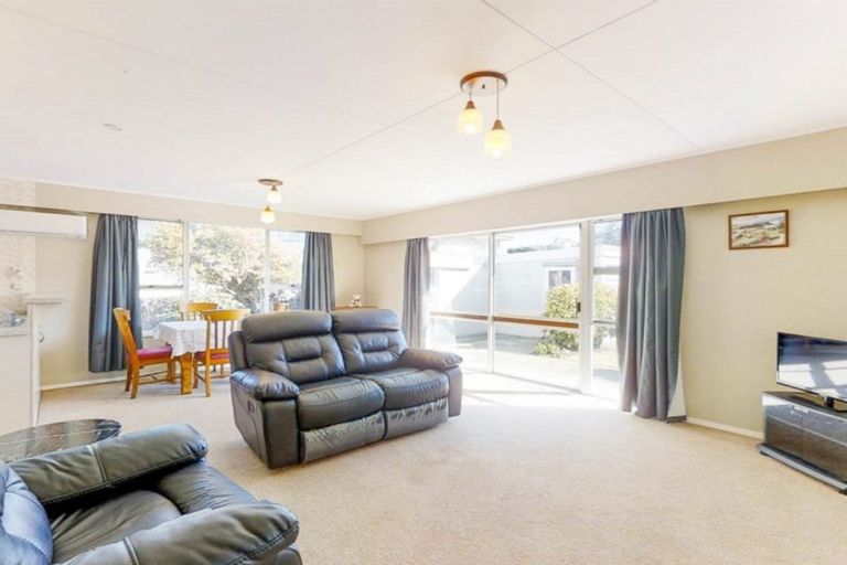 Photo of property in 2a Turner Place, Riversdale, Blenheim, 7201