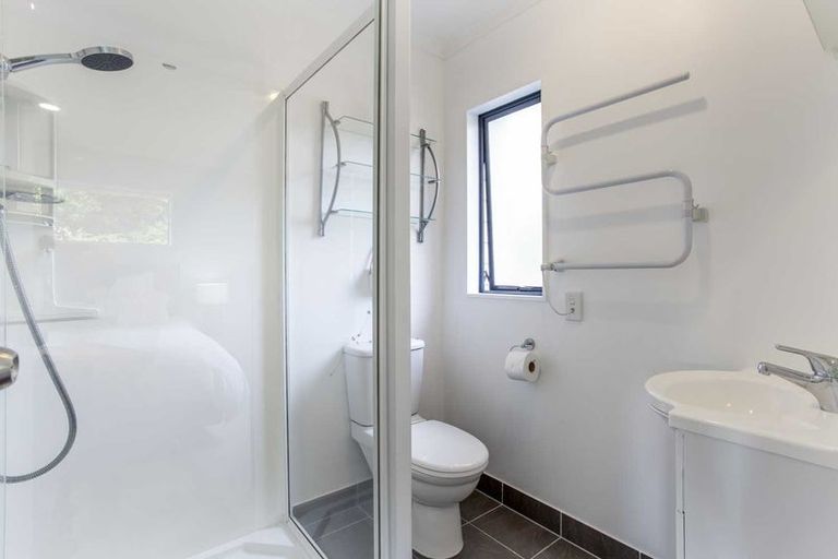 Photo of property in 25b Rehia Road, Massey, Auckland, 0614