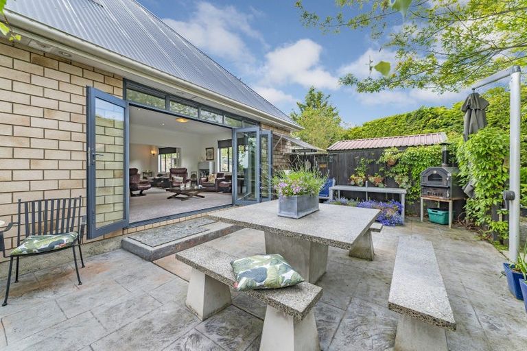 Photo of property in 2 Somerset Drive, Oxford, 7495