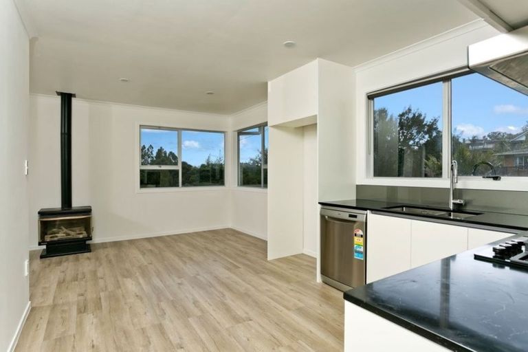 Photo of property in 7 Bryers Place, Bayview, Auckland, 0629