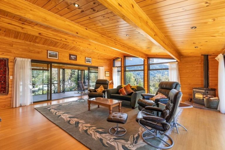 Photo of property in 4141 Kenepuru Road, Kenepuru Head, Picton, 7282