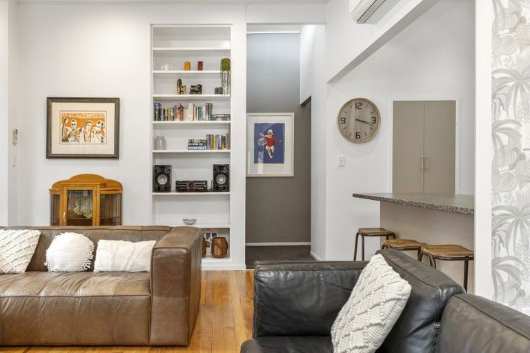 Photo of property in 878 Acacia Bay Road, Acacia Bay, Taupo, 3330