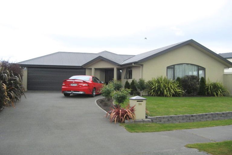 Photo of property in 54 Glasnevin Drive, Casebrook, Christchurch, 8051