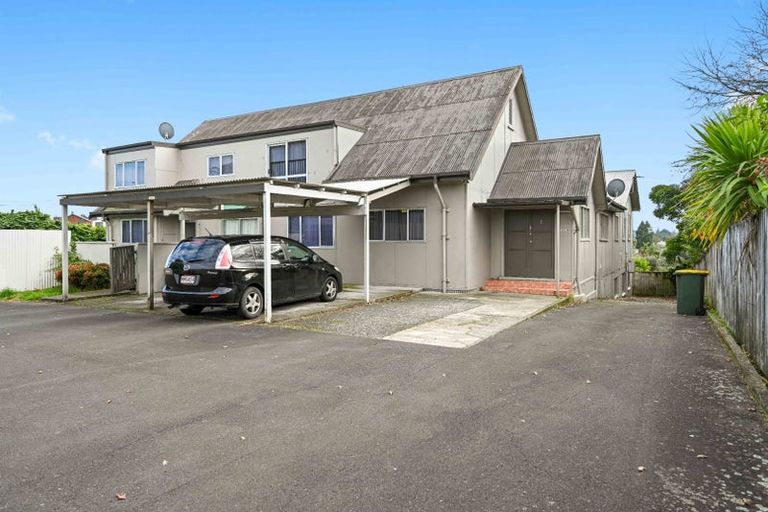 Photo of property in 211 Cambridge Road, Hillcrest, Hamilton, 3216