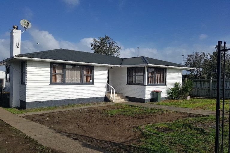 Photo of property in 6 O'connell Street, Manurewa, Auckland, 2102