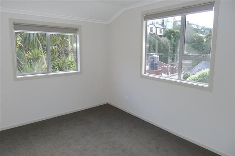 Photo of property in 149 Glenmore Street, Kelburn, Wellington, 6012
