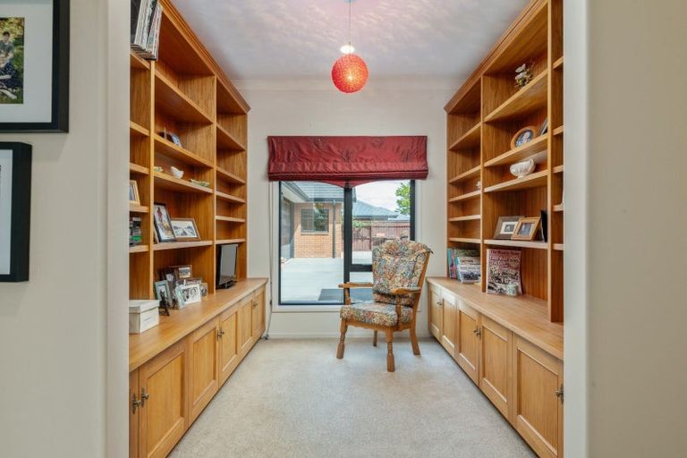Photo of property in 2 Harakeke Place, Redwoodtown, Blenheim, 7201