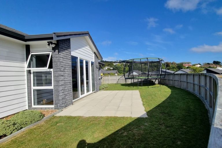 Photo of property in 7 Leadline Place, Whitby, Porirua, 5024